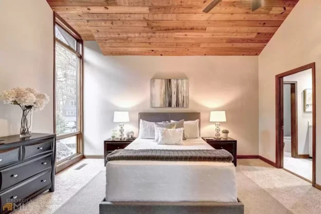 In-law suite Dunwoody Georgia bedroom addition by Valarda